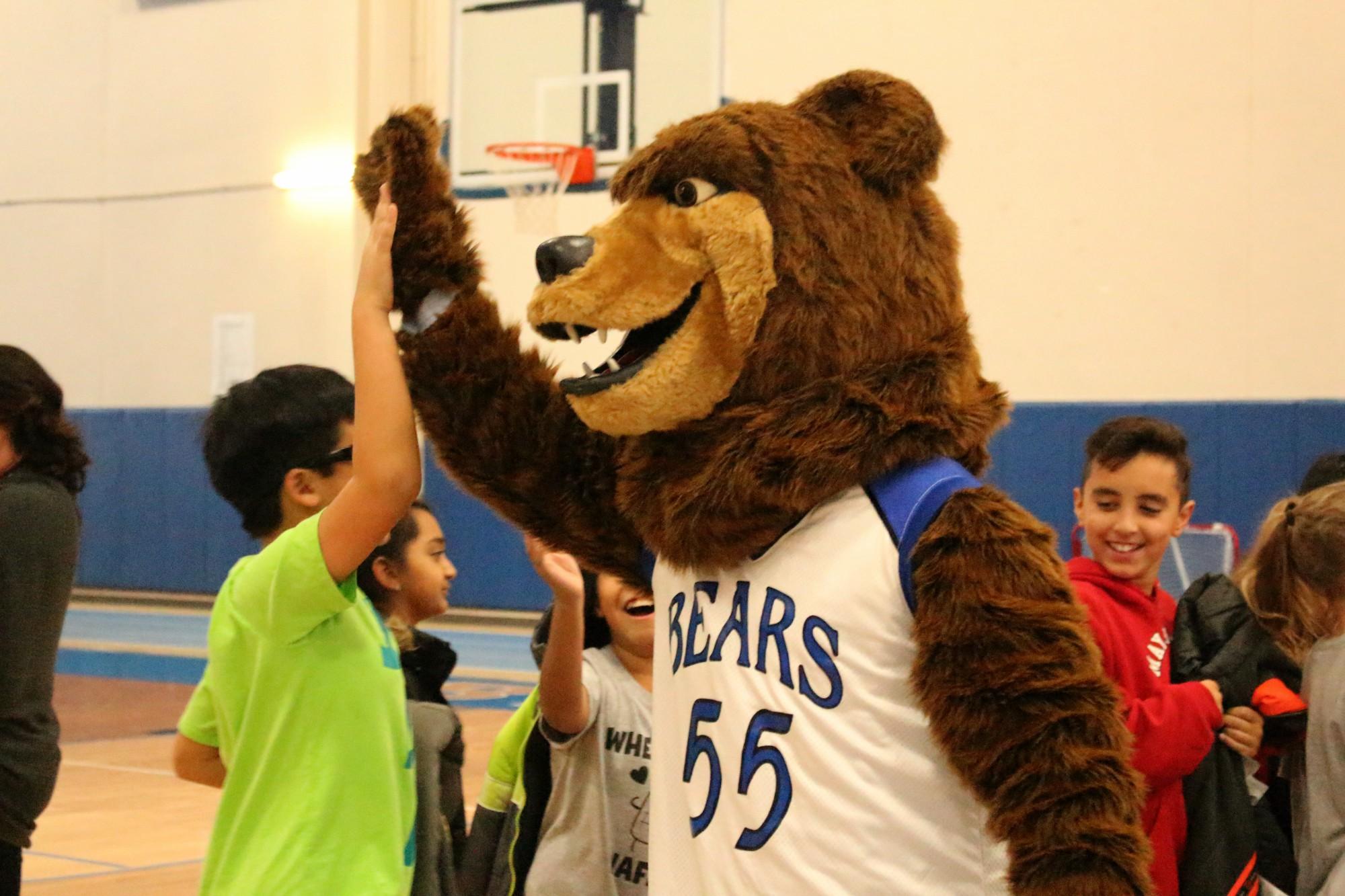 “Booking it for the Bears” assembly kicks off elementary school reading ...