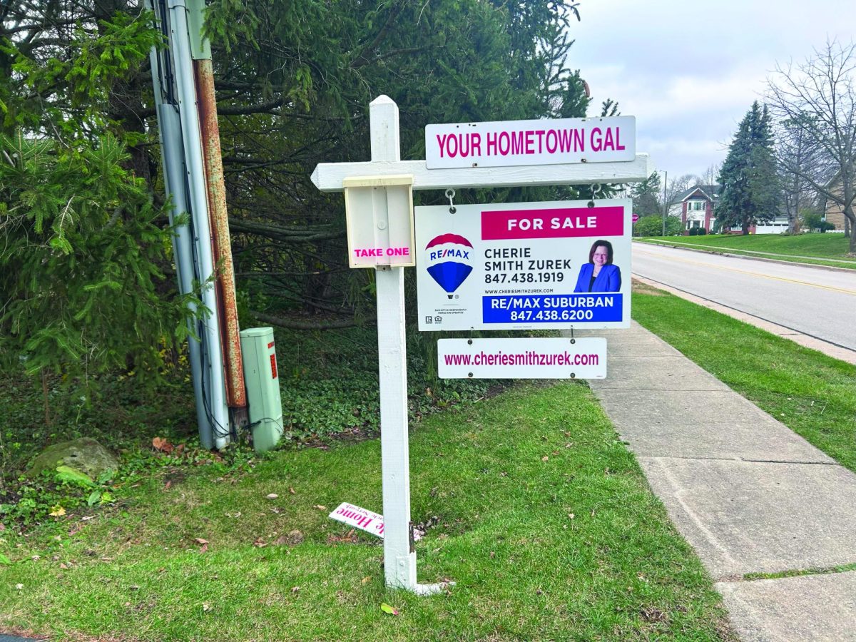 This house off Deerpath Road is tucked into a corner off of Deerpath Road. However, most houses in LZ are located in dense neighborhoods. 